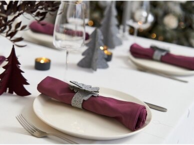 Burgundy colored napkin LAMIA 3