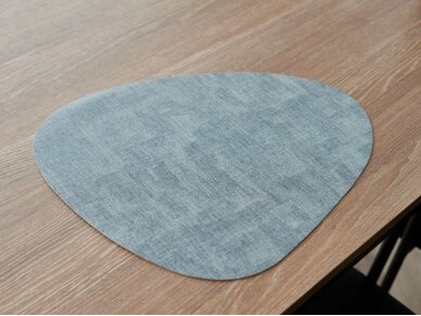 Dual-sided leather placemat soft grey/light blue 2