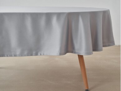 Silver colored teblecloth SATEN