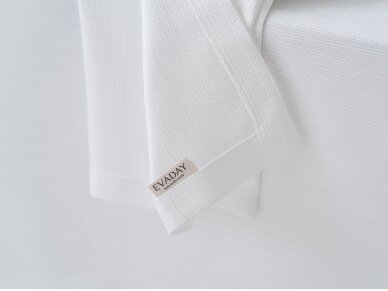 White tablecloth SILVAN 4