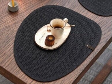 Felt placemat STELLE black